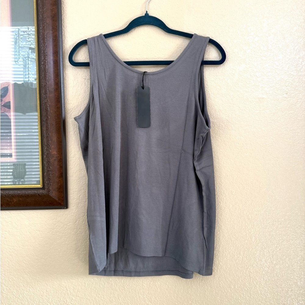 NWT Bebe Rhinestone Muscle Tee - Picture 2 of 3